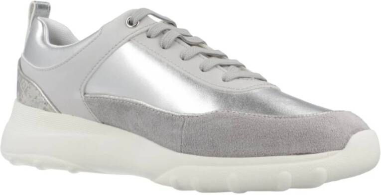 Geox Stijlvolle Casual Sneakers voor Vrouwen Gray Dames