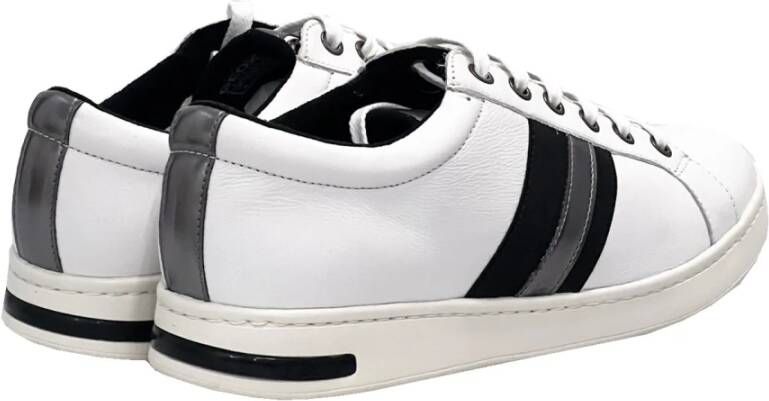 Geox Sneakers met ronde neus en veters Wit Dames