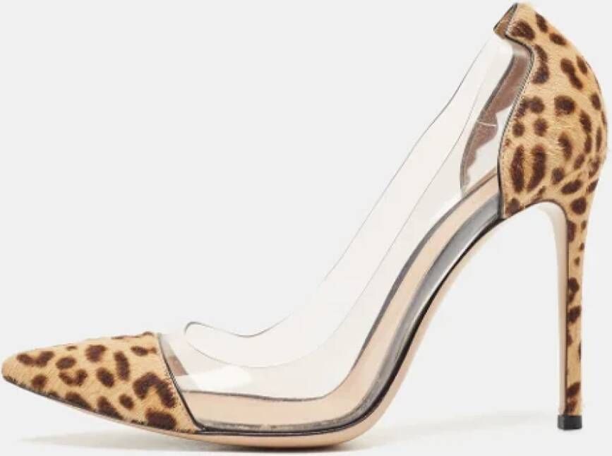 Gianvito Rossi Pre-owned Fabric heels Beige Dames