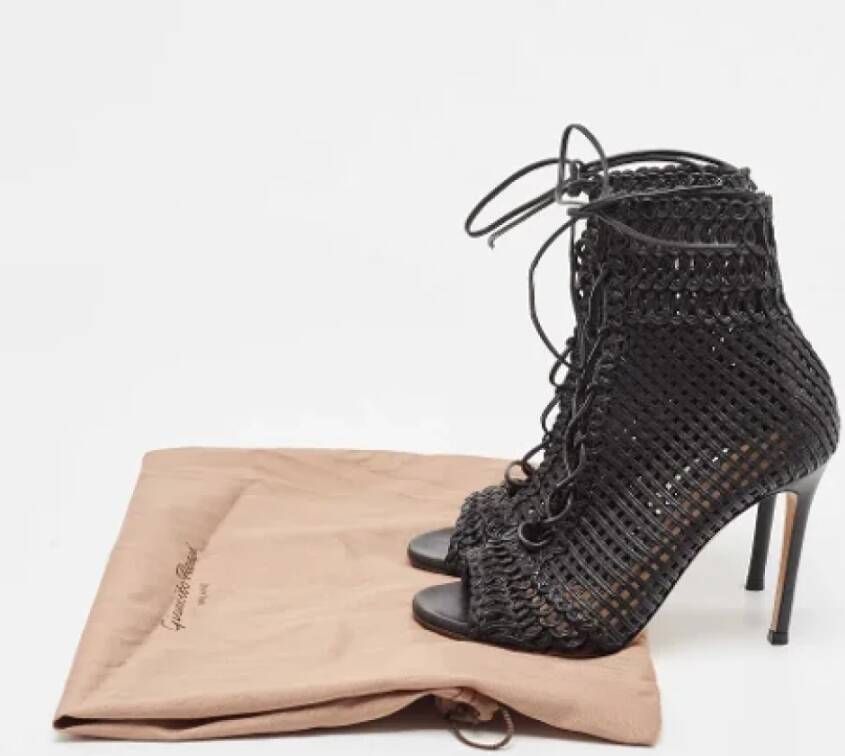 Gianvito Rossi Pre-owned Fabric sandals Black Dames