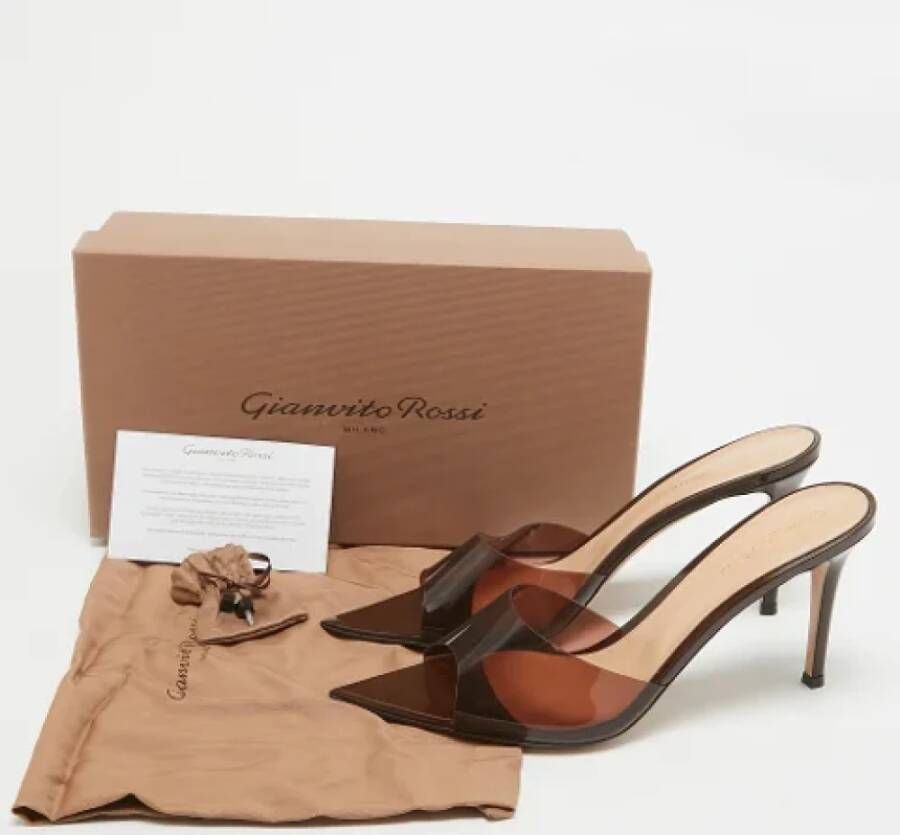 Gianvito Rossi Pre-owned Fabric sandals Brown Dames