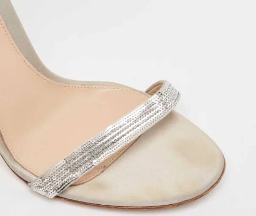 Gianvito Rossi Pre-owned Fabric sandals Gray Dames