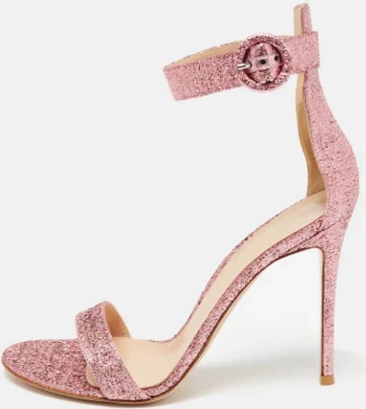 Gianvito Rossi Pre-owned Fabric sandals Pink Dames