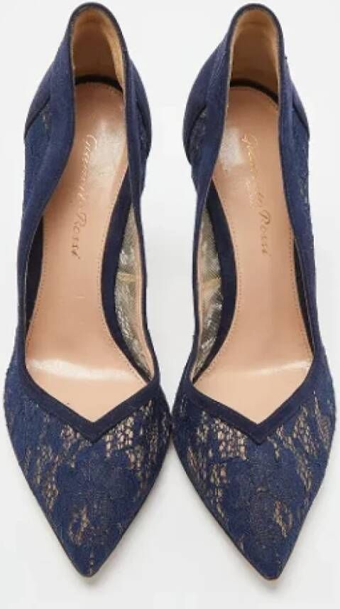 Gianvito Rossi Pre-owned Lace heels Blue Dames