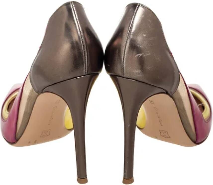 Gianvito Rossi Pre-owned Leather heels Pink Dames