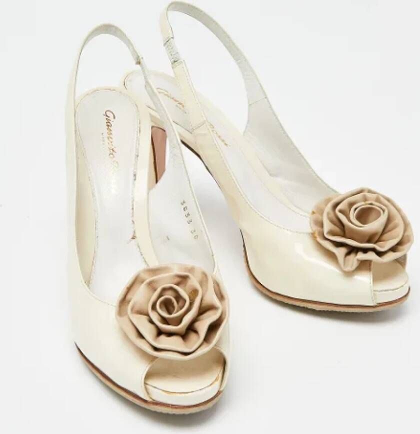 Gianvito Rossi Pre-owned Leather heels White Dames