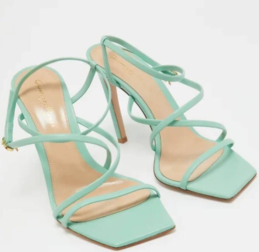 Gianvito Rossi Pre-owned Leather sandals Green Dames