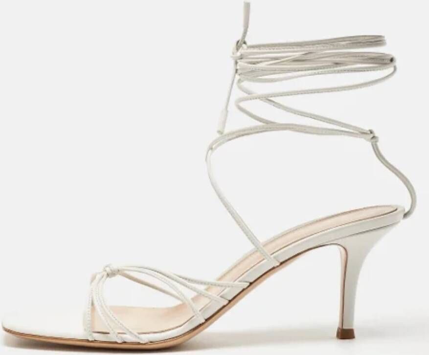 Gianvito Rossi Pre-owned Leather sandals White Dames