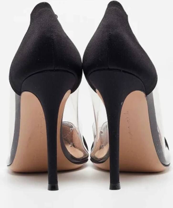 Gianvito Rossi Pre-owned Satin heels Black Dames