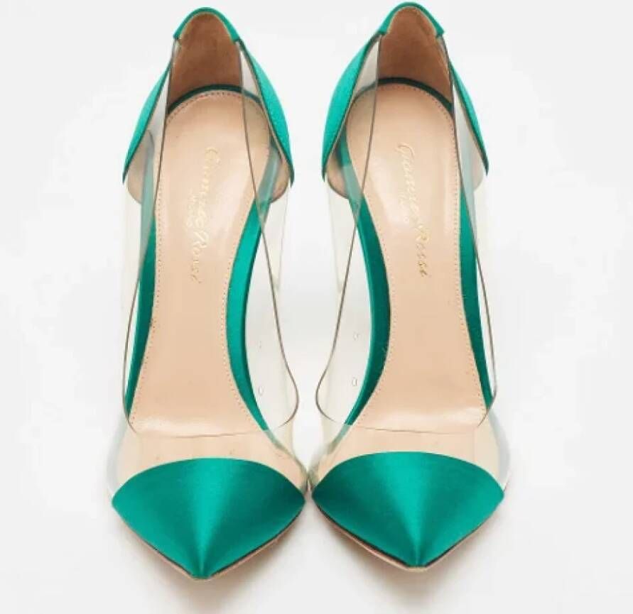Gianvito Rossi Pre-owned Satin heels Green Dames