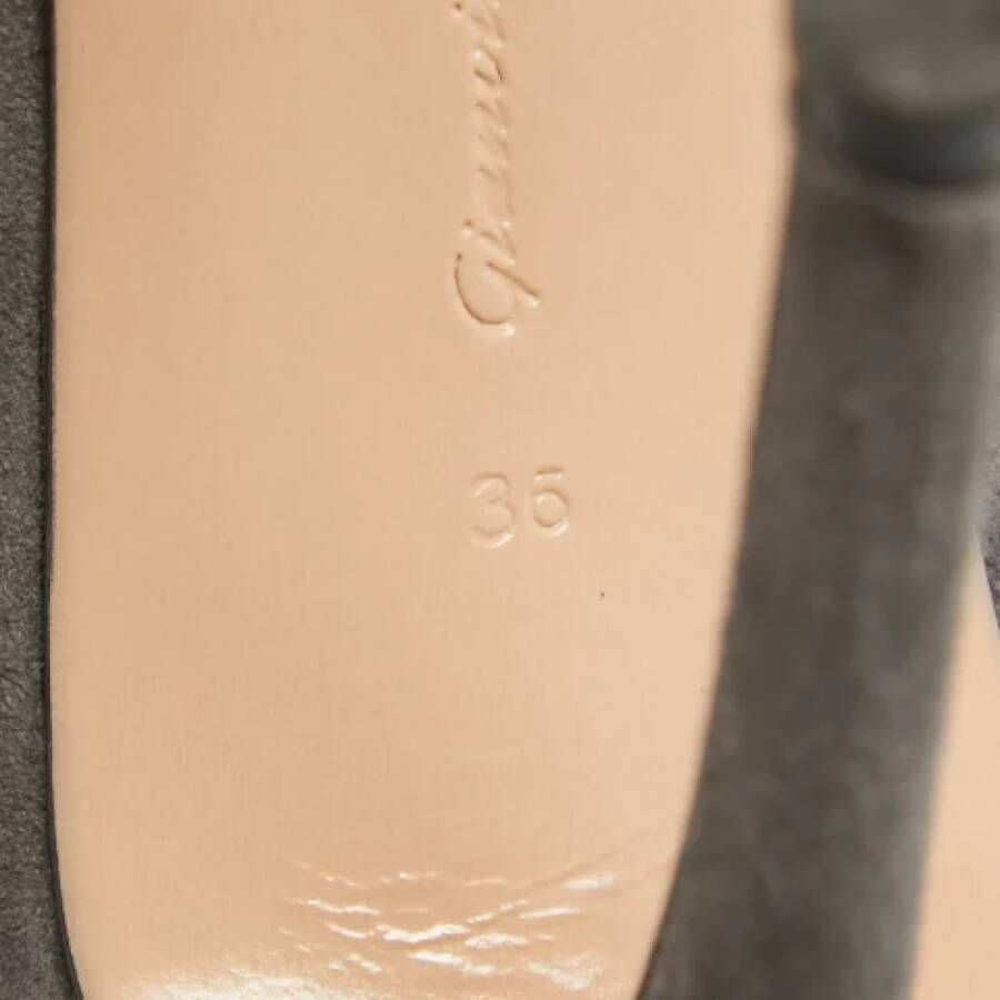 Gianvito Rossi Pre-owned Suede boots Gray Dames