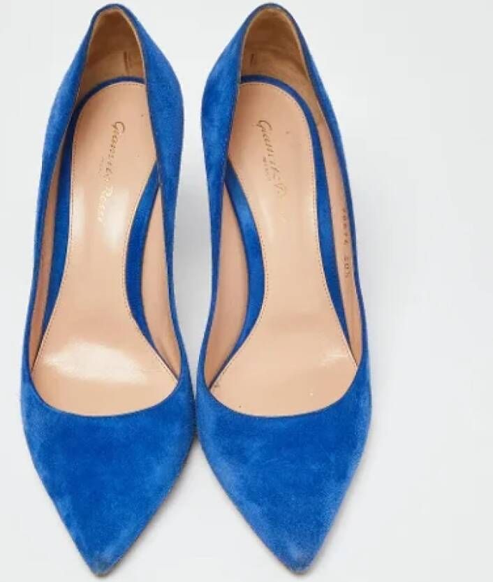 Gianvito Rossi Pre-owned Suede heels Blue Dames