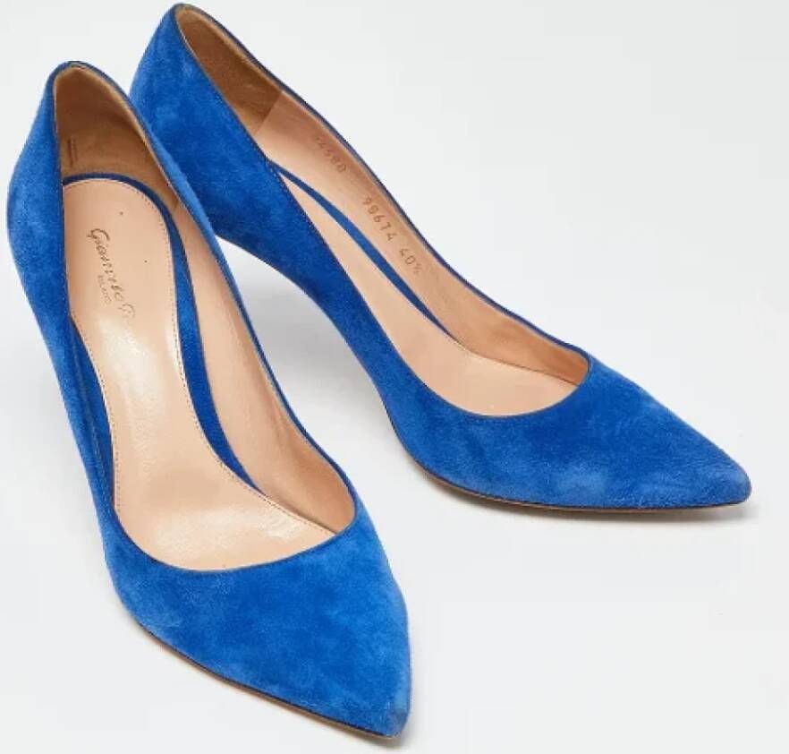 Gianvito Rossi Pre-owned Suede heels Blue Dames