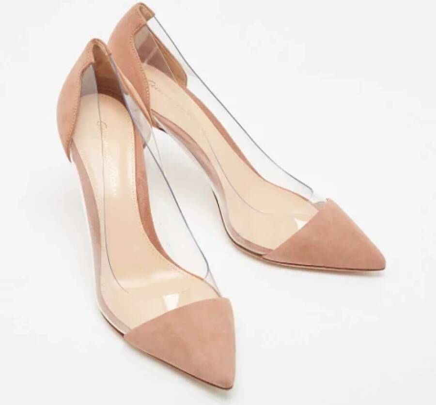 Gianvito Rossi Pre-owned Suede heels Pink Dames