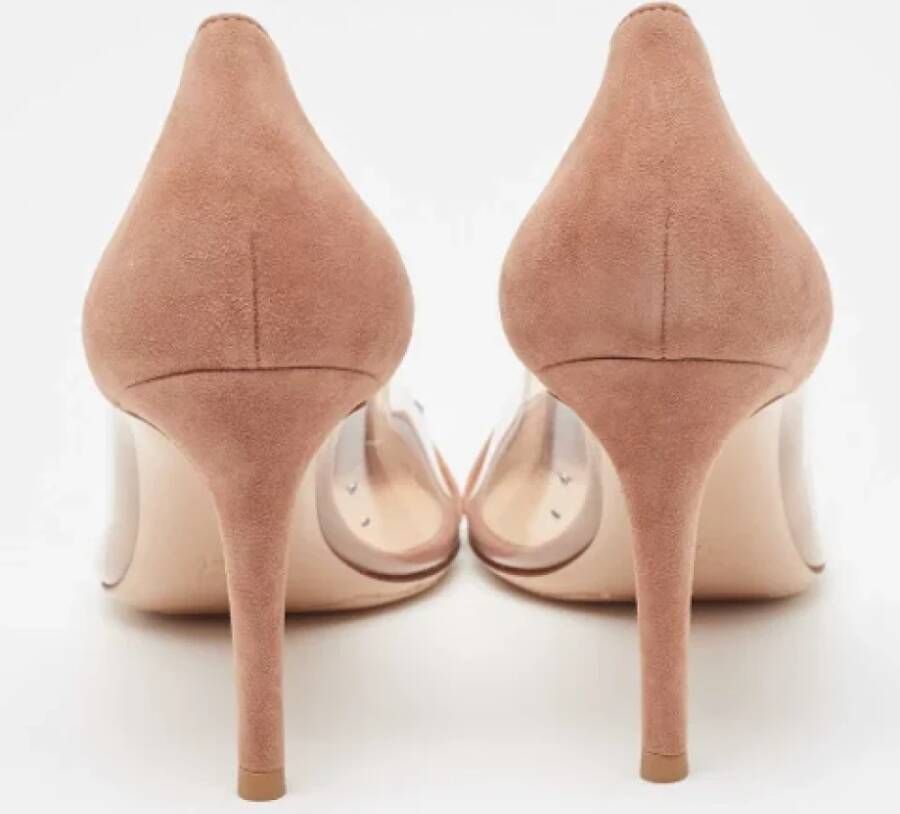 Gianvito Rossi Pre-owned Suede heels Pink Dames