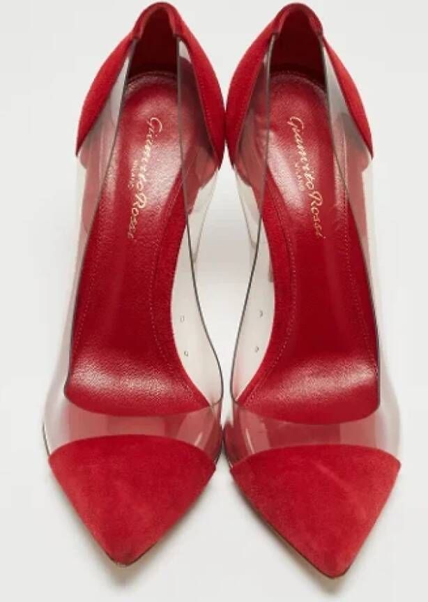 Gianvito Rossi Pre-owned Suede heels Red Dames