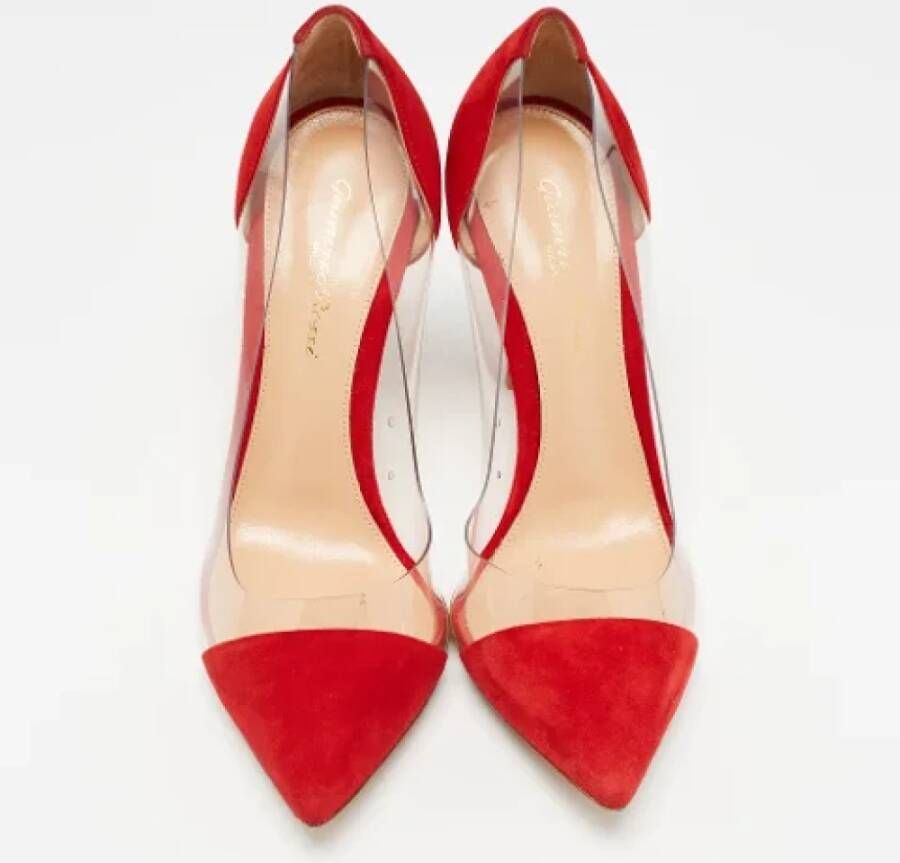 Gianvito Rossi Pre-owned Suede heels Red Dames