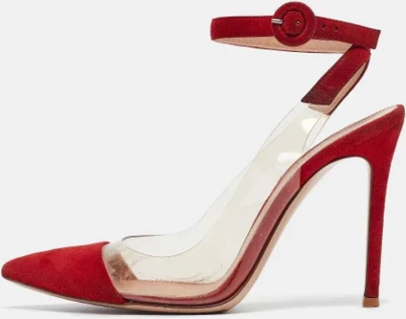 Gianvito Rossi Pre-owned Suede heels Red Dames