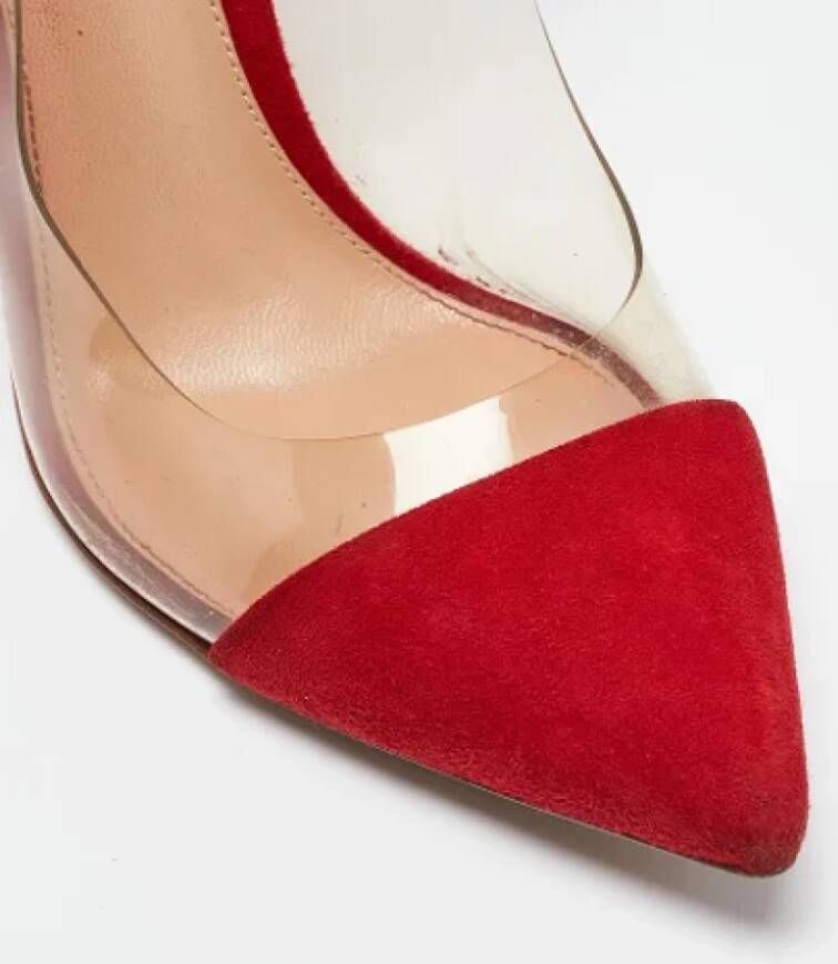 Gianvito Rossi Pre-owned Suede heels Red Dames