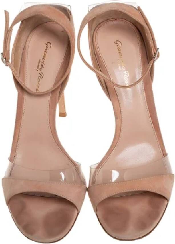 Gianvito Rossi Pre-owned Suede sandals Beige Dames