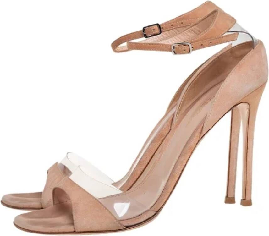 Gianvito Rossi Pre-owned Suede sandals Beige Dames