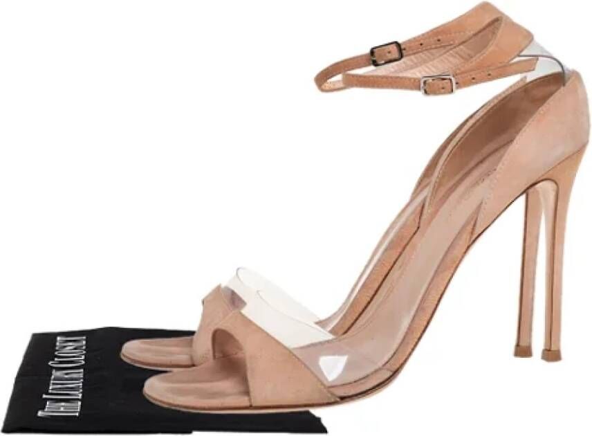 Gianvito Rossi Pre-owned Suede sandals Beige Dames