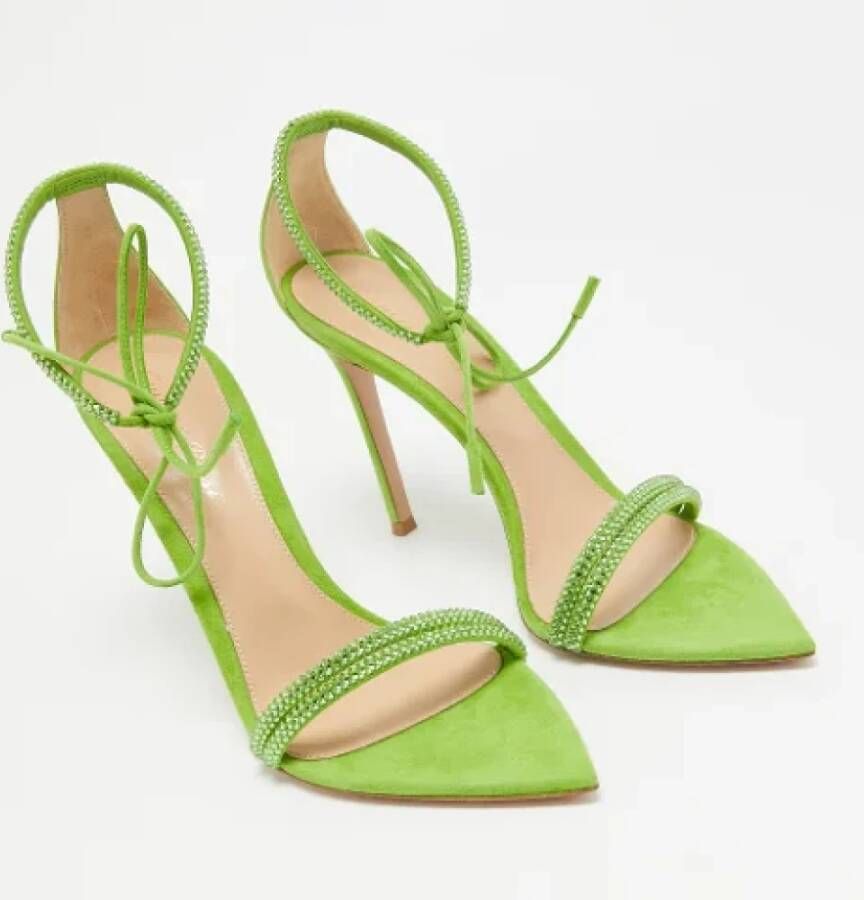 Gianvito Rossi Pre-owned Suede sandals Green Dames