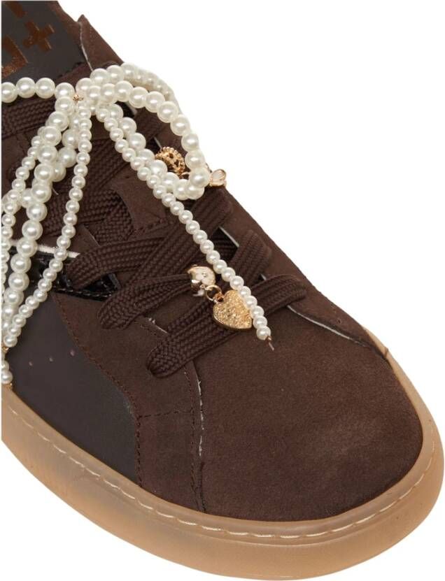 Gio+ Bruine Sneakers met Parelveters