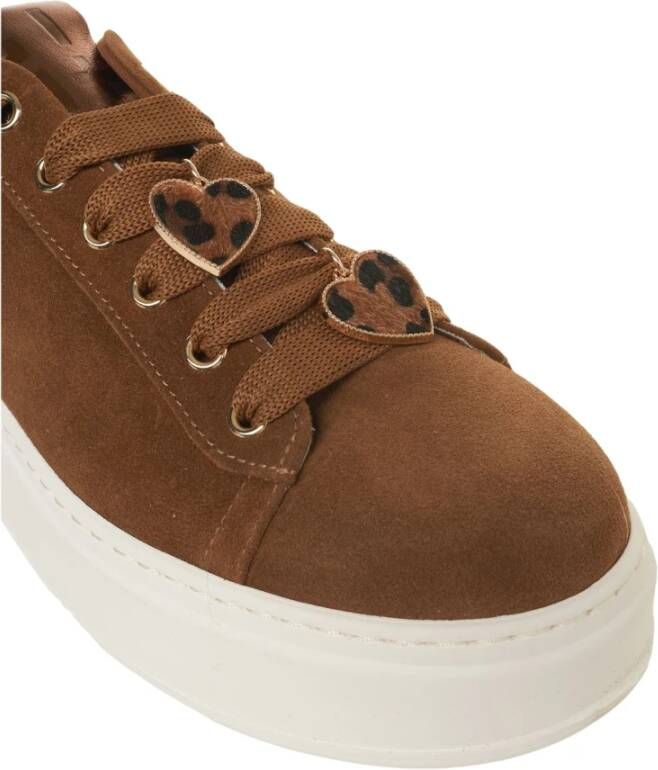 Gio+ Bruine Sneakers met Plateauzool
