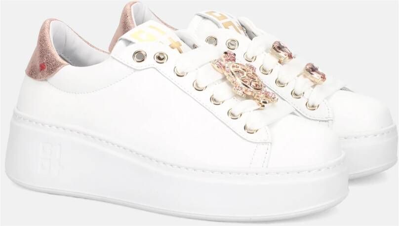 Gio+ Witte sneakers van kalfsleer met gelamineerde hak White Dames
