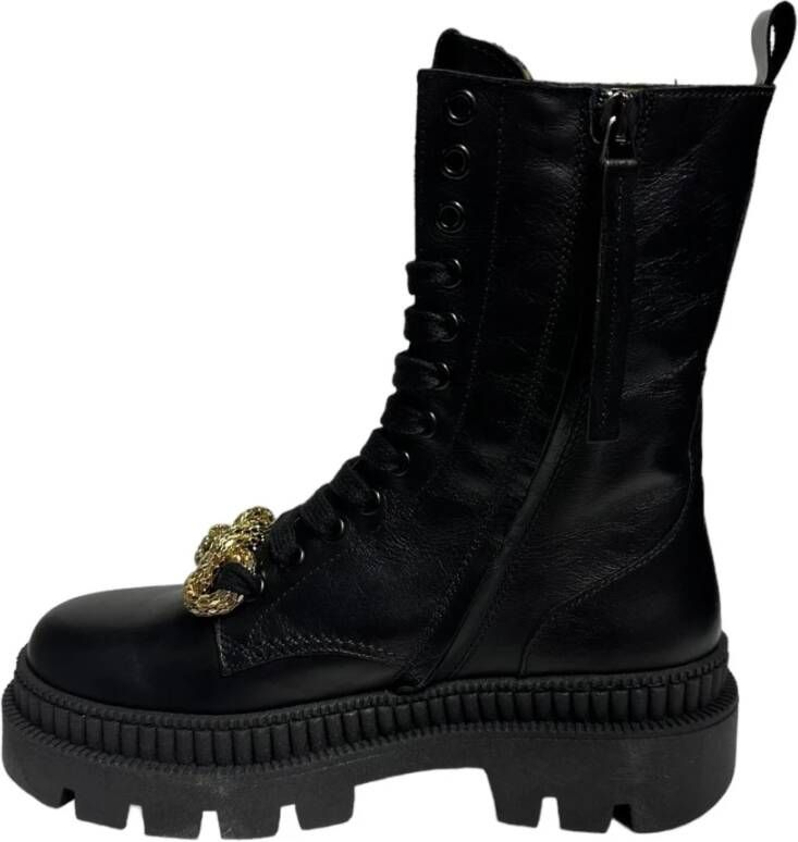 Gio+ Zwarte leren enkellaarzen met gouden detail Black Dames
