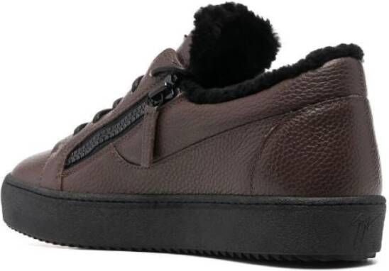 giuseppe zanotti Elegante Bruine Gesloten Platte Sneakers Brown Heren