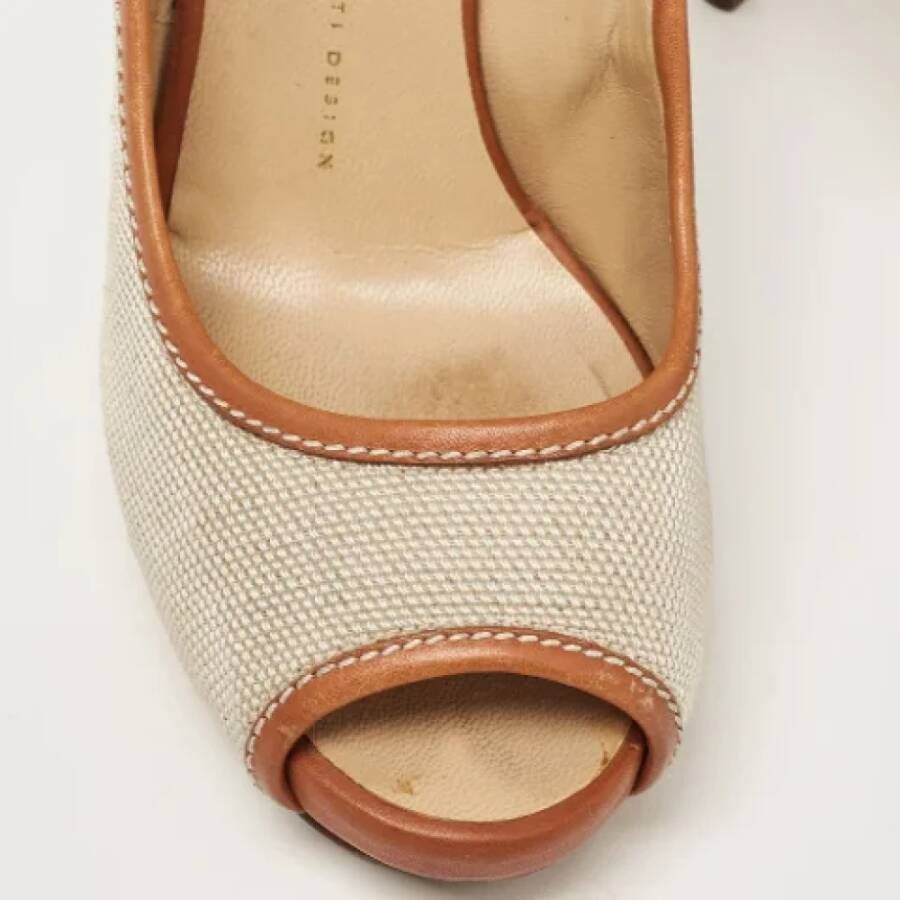 Giuseppe Zanotti Pre-owned Canvas heels Beige Dames