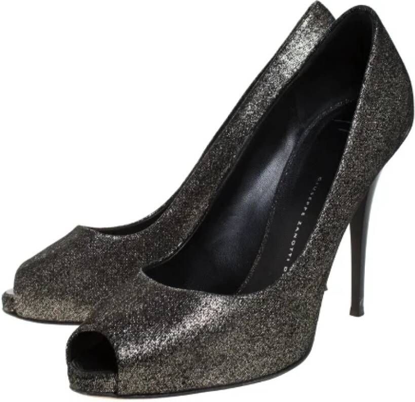 Giuseppe Zanotti Pre-owned Fabric heels Black Dames