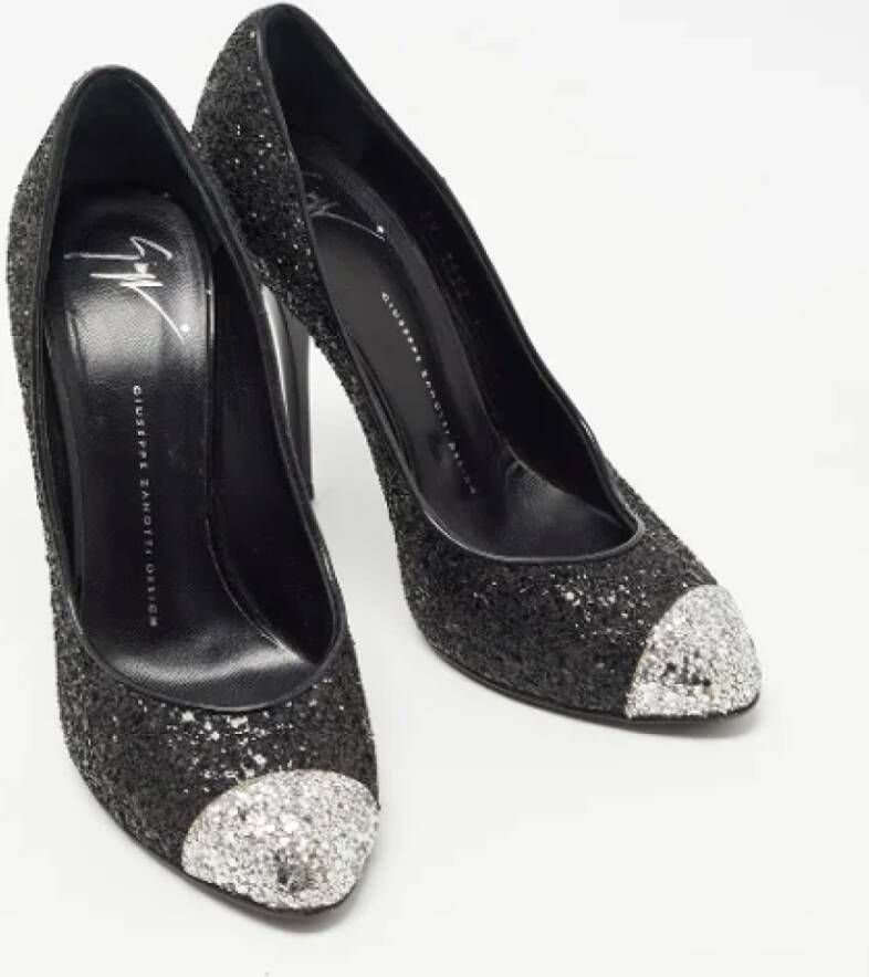 Giuseppe Zanotti Pre-owned Fabric heels Black Dames