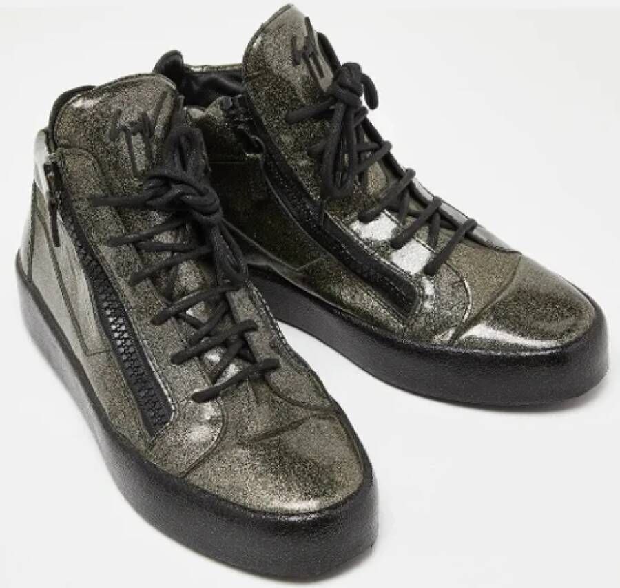 Giuseppe Zanotti Pre-owned Fabric sneakers Gray Dames