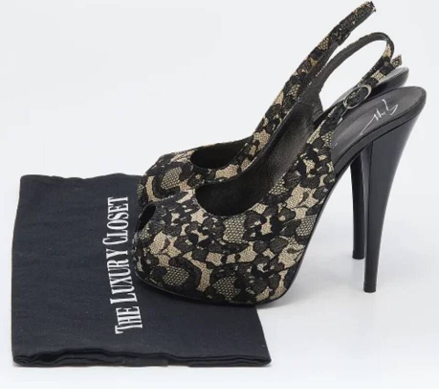 Giuseppe Zanotti Pre-owned Lace sandals Black Dames