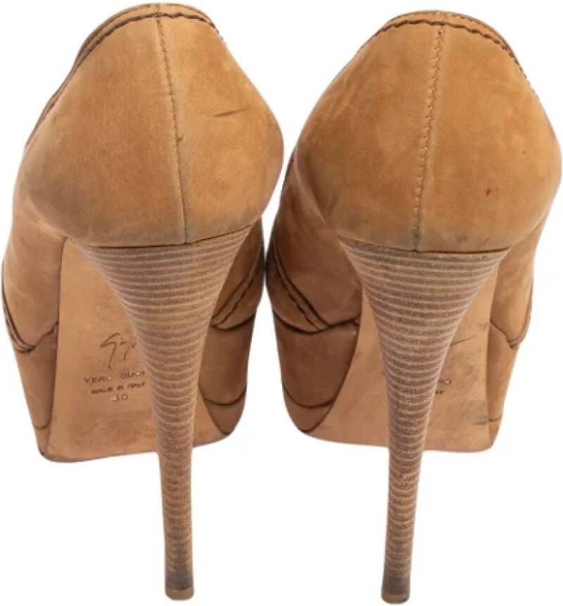 Giuseppe Zanotti Pre-owned Leather heels Beige Dames