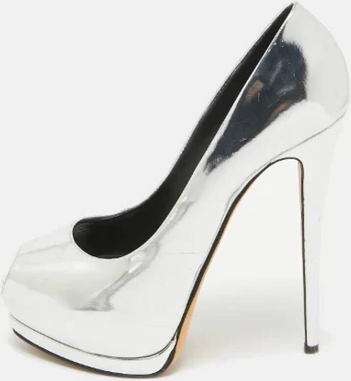 Giuseppe Zanotti Pre-owned Leather heels Gray Dames