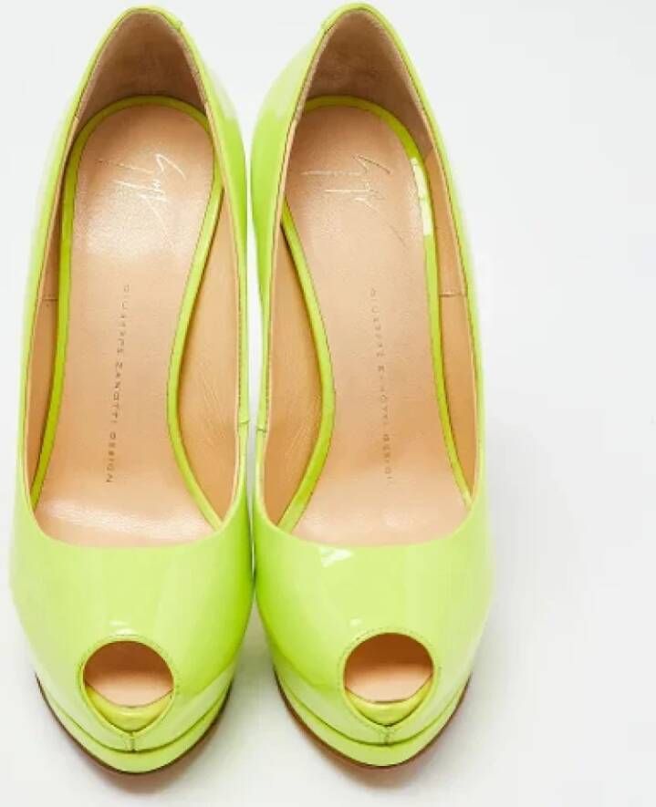 Giuseppe Zanotti Pre-owned Leather heels Green Dames