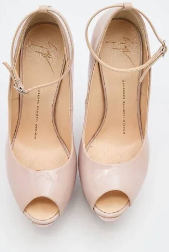 Giuseppe Zanotti Pre-owned Leather heels Pink Dames