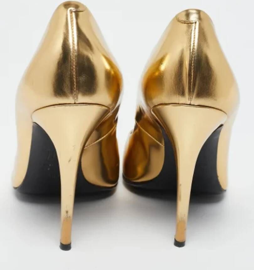 Giuseppe Zanotti Pre-owned Leather heels Yellow Dames