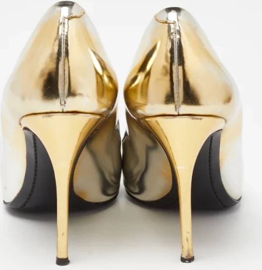 Giuseppe Zanotti Pre-owned Leather heels Yellow Dames