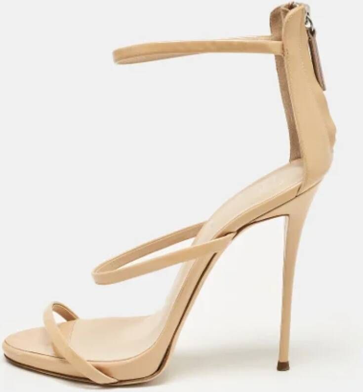Giuseppe Zanotti Pre-owned Leather sandals Beige Dames