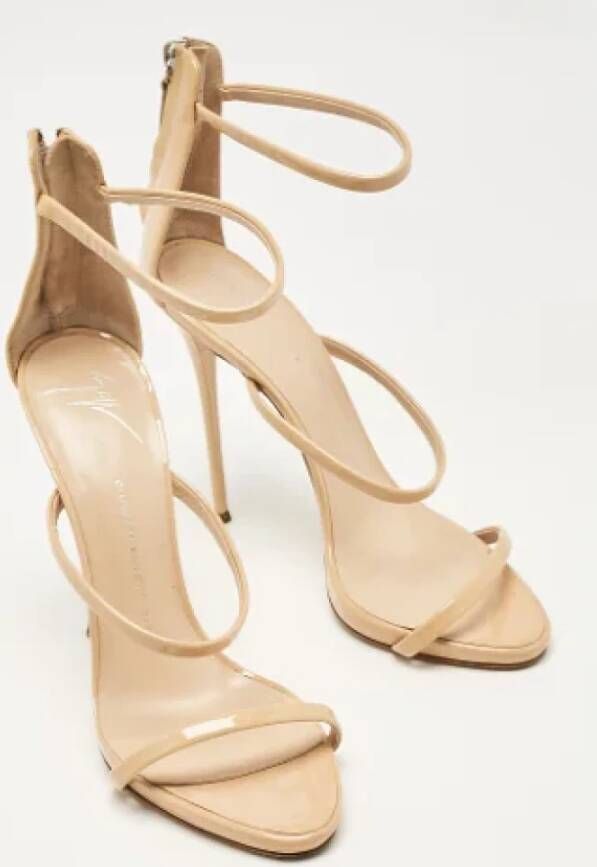 Giuseppe Zanotti Pre-owned Leather sandals Beige Dames