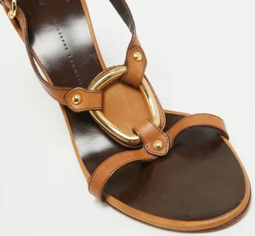 Giuseppe Zanotti Pre-owned Leather sandals Brown Dames