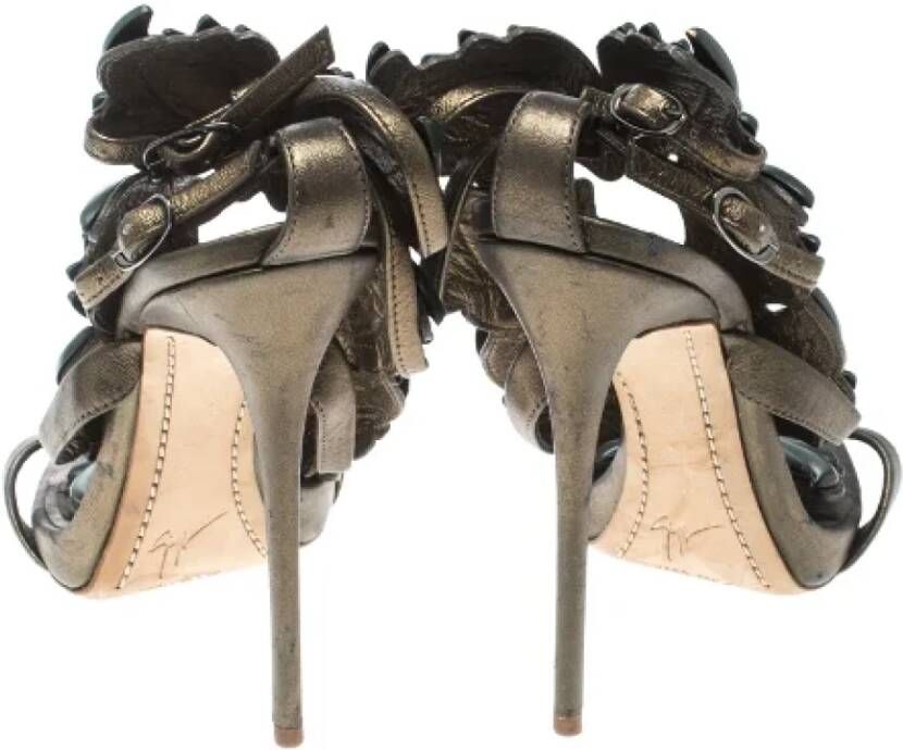 Giuseppe Zanotti Pre-owned Leather sandals Green Dames