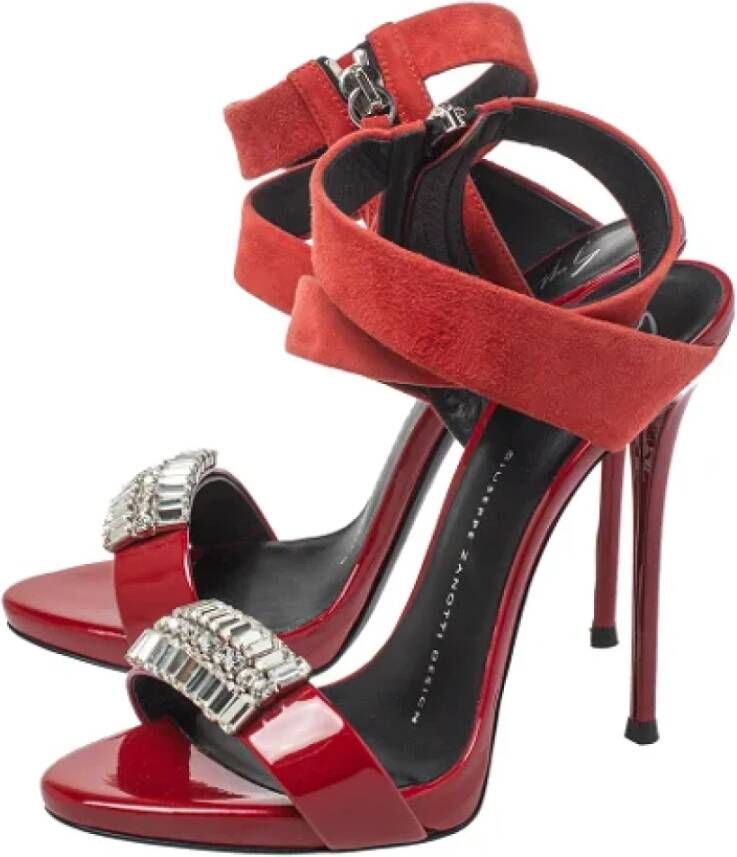 Giuseppe Zanotti Pre-owned Leather sandals Red Dames