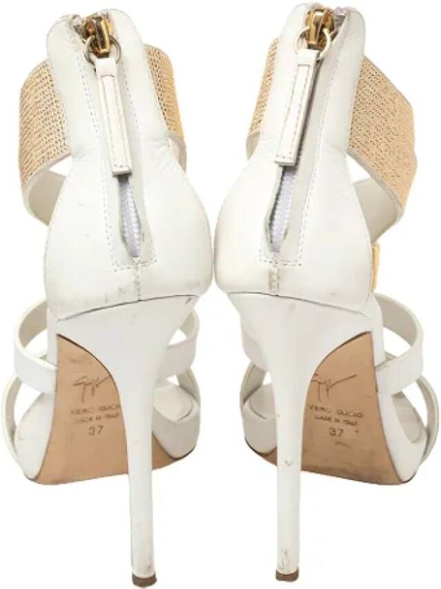 Giuseppe Zanotti Pre-owned Leather sandals White Dames