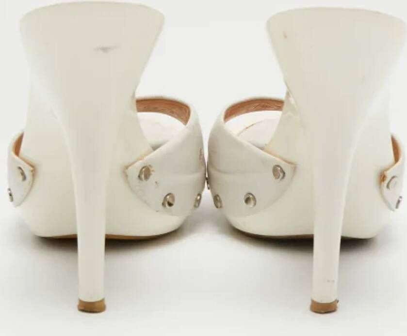 Giuseppe Zanotti Pre-owned Leather sandals White Dames